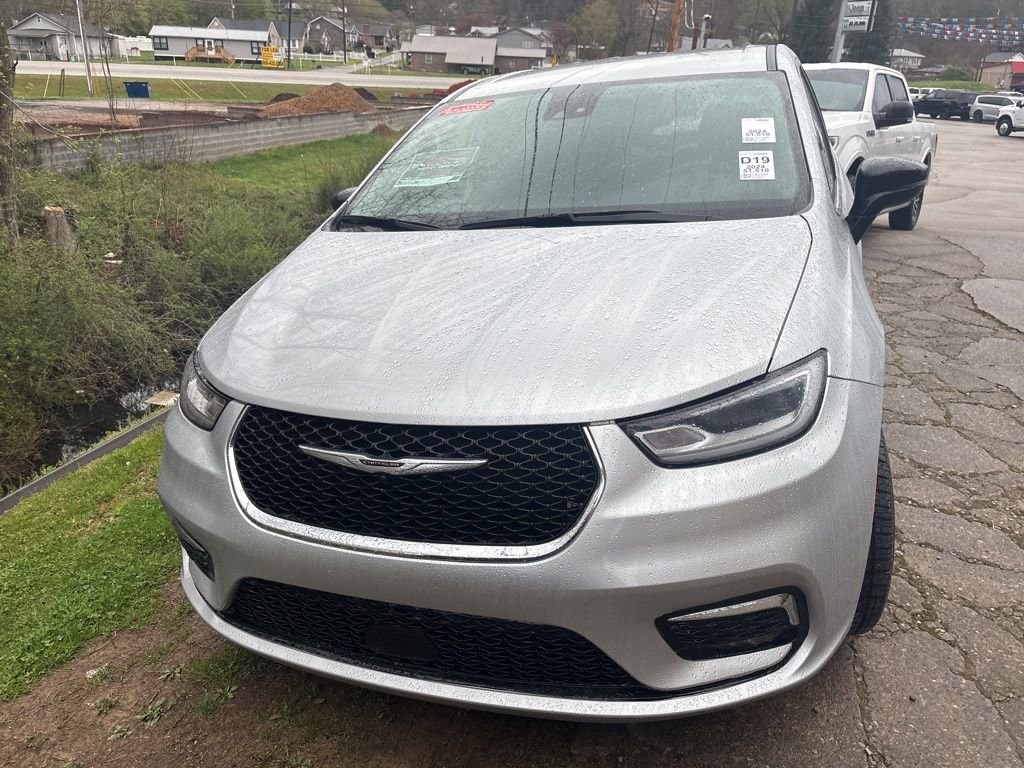 chrysler pacifica 2024 2C4RC1BG2RR172855 image chrysler pacifica 2024 2C4RC1BG2RR172855 image