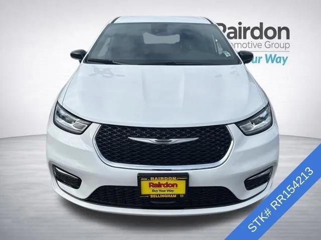 chrysler pacifica 2024 2C4RC1FG1RR154213 image chrysler pacifica 2024 2C4RC1FG1RR154213 image