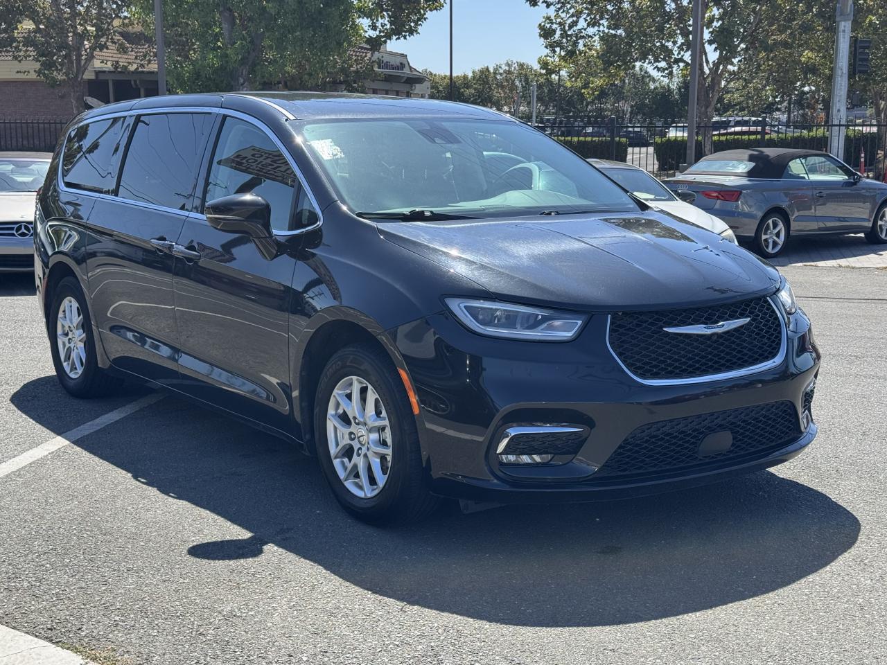 chrysler pacifica 2024 2C4RC1BG5RR102055 image chrysler pacifica 2024 2C4RC1BG5RR102055 image