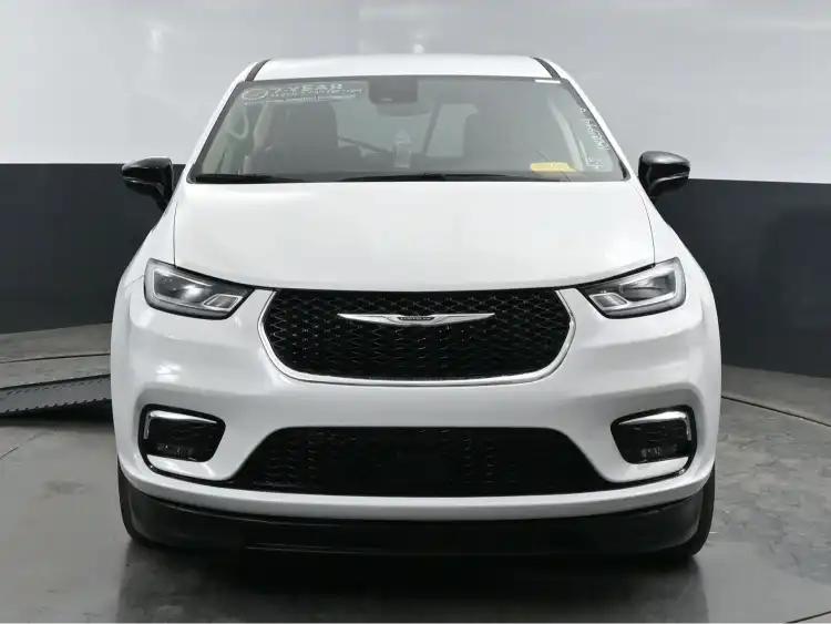 chrysler pacifica 2024 2C4RC1BG4RR106498 image chrysler pacifica 2024 2C4RC1BG4RR106498 image