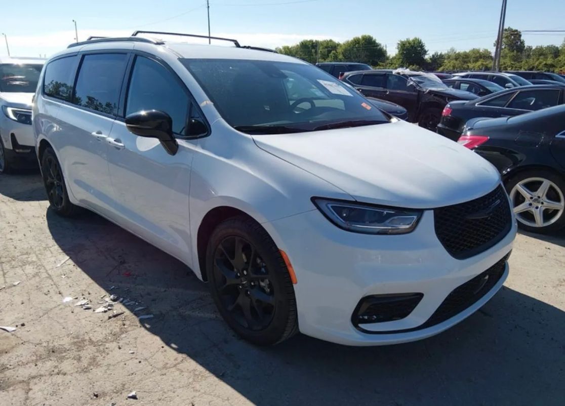 chrysler pacifica 2024 2C4RC1BG2RR116897 image chrysler pacifica 2024 2C4RC1BG2RR116897 image