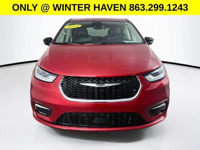chrysler pacifica 2024 2C4RC1BG4RR157841 image chrysler pacifica 2024 2C4RC1BG4RR157841 image