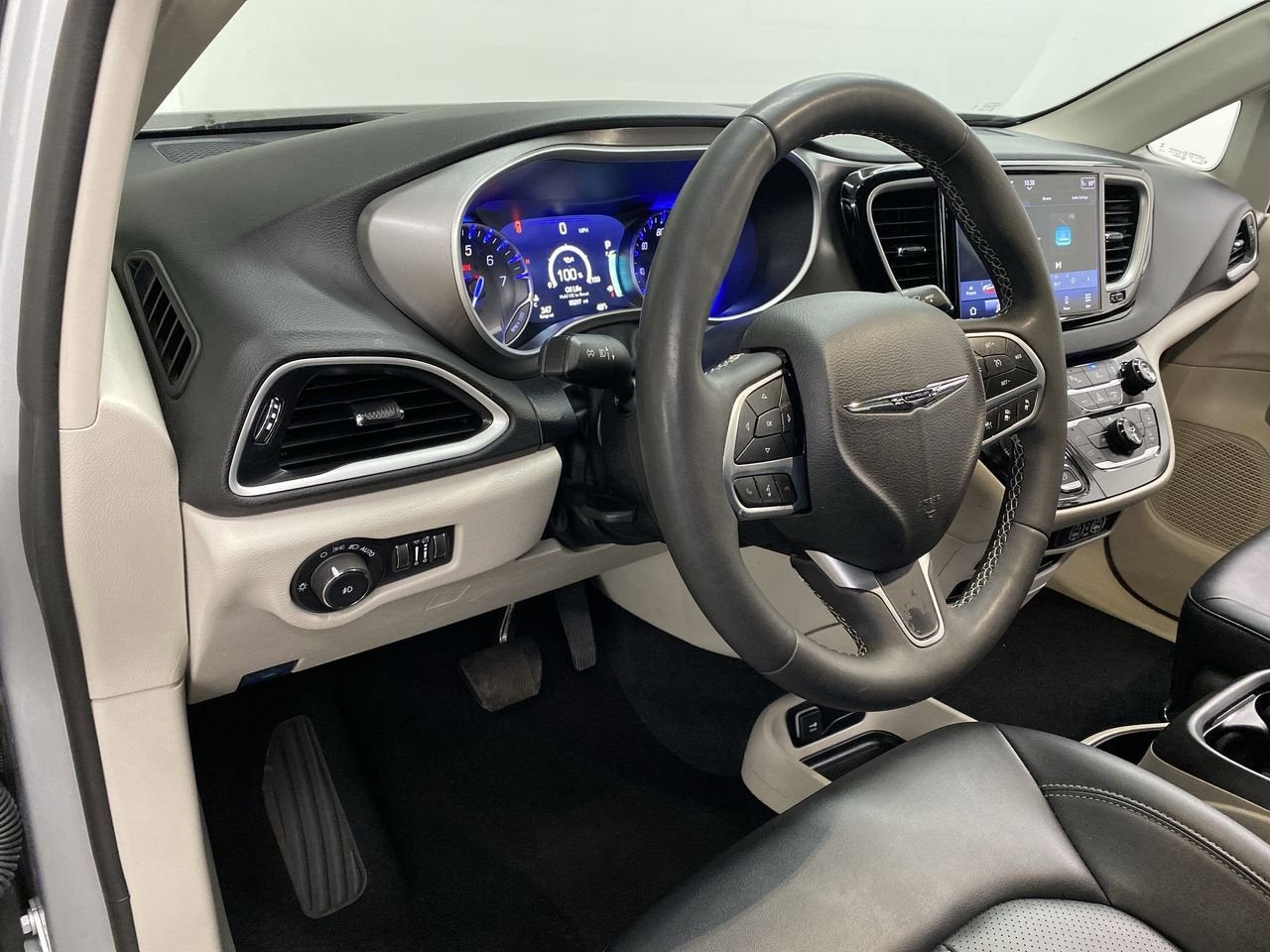 chrysler pacifica 2024 2C4RC1BG1RR159241 image chrysler pacifica 2024 2C4RC1BG1RR159241 image