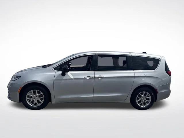 chrysler pacifica 2024 2C4RC1BG2RR129715 image chrysler pacifica 2024 2C4RC1BG2RR129715 image