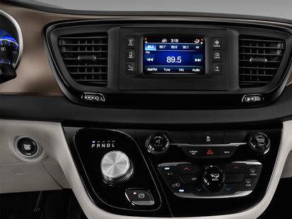 chrysler pacifica 2020 2C4RC1EG2LR173166 image