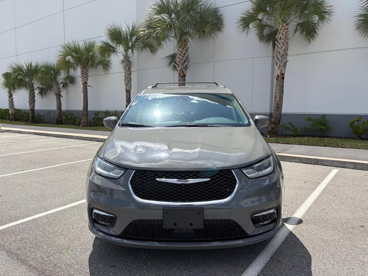chrysler pacifica 2022 2C4RC1BG6NR188745 image chrysler pacifica 2022 2C4RC1BG6NR188745 image