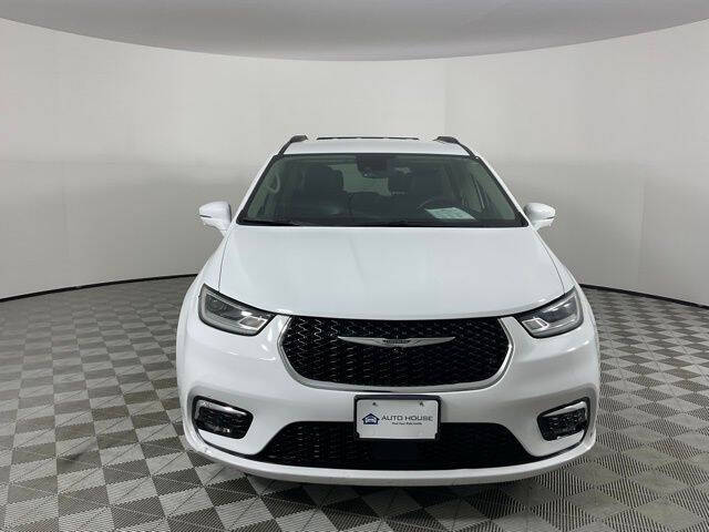 chrysler pacifica 2022 2C4RC1BG8NR144567 image chrysler pacifica 2022 2C4RC1BG8NR144567 image