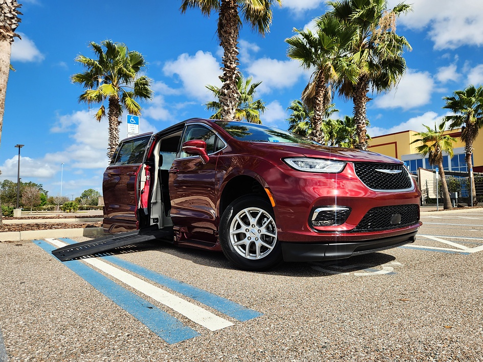chrysler pacifica 2022 2C4RC1BG6NR159679 image chrysler pacifica 2022 2C4RC1BG6NR159679 image