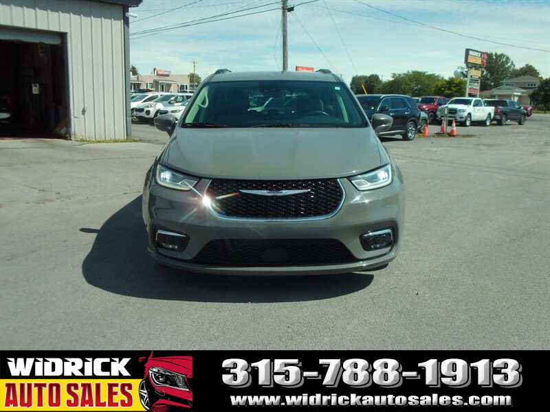chrysler pacifica 2022 2C4RC1BG3NR199315 image chrysler pacifica 2022 2C4RC1BG3NR199315 image