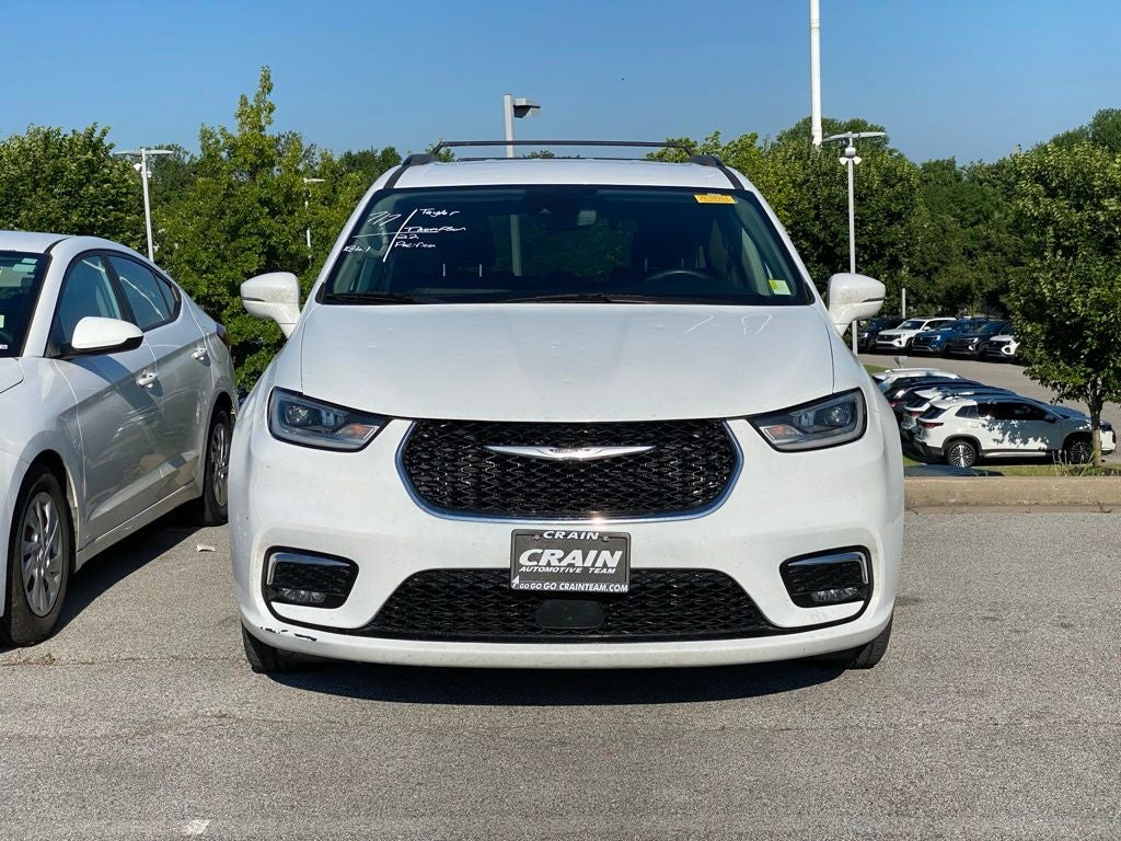 chrysler pacifica 2022 2C4RC1BG0NR115211 image chrysler pacifica 2022 2C4RC1BG0NR115211 image