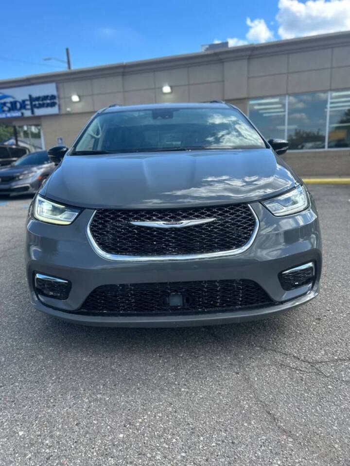 chrysler pacifica 2022 2C4RC1BG9NR157831 image chrysler pacifica 2022 2C4RC1BG9NR157831 image