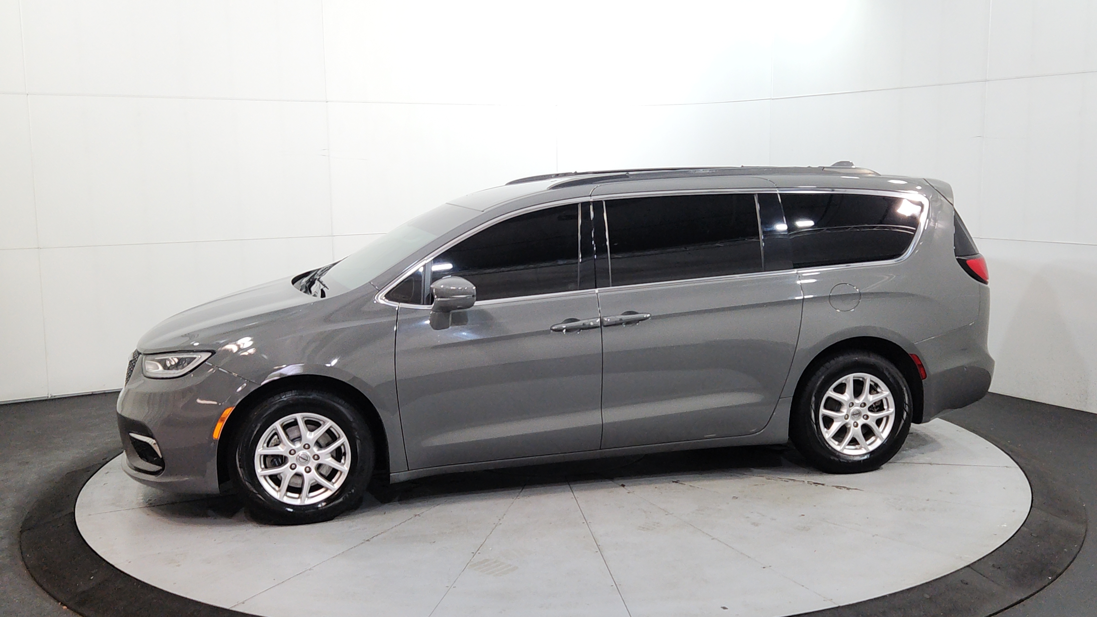 chrysler pacifica 2022 2C4RC1BGXNR141153 image chrysler pacifica 2022 2C4RC1BGXNR141153 image