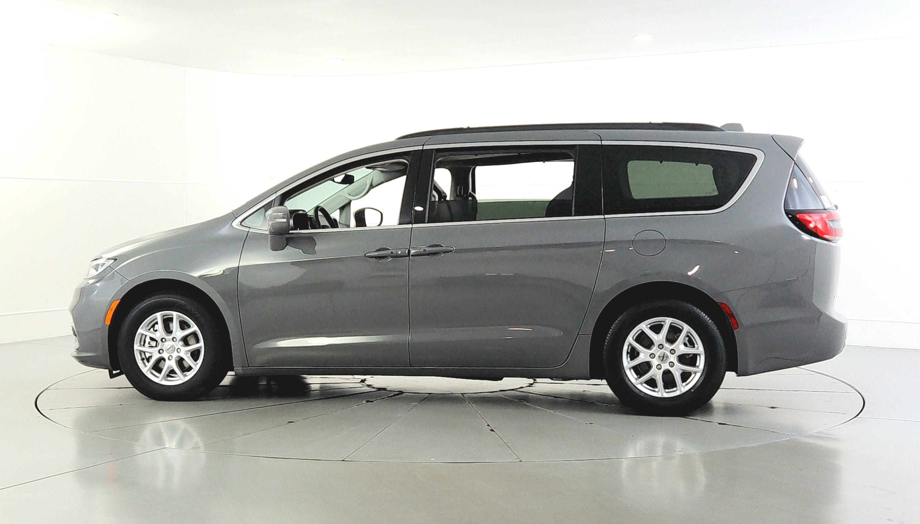 chrysler pacifica 2022 2C4RC1BG1NR152123 image chrysler pacifica 2022 2C4RC1BG1NR152123 image