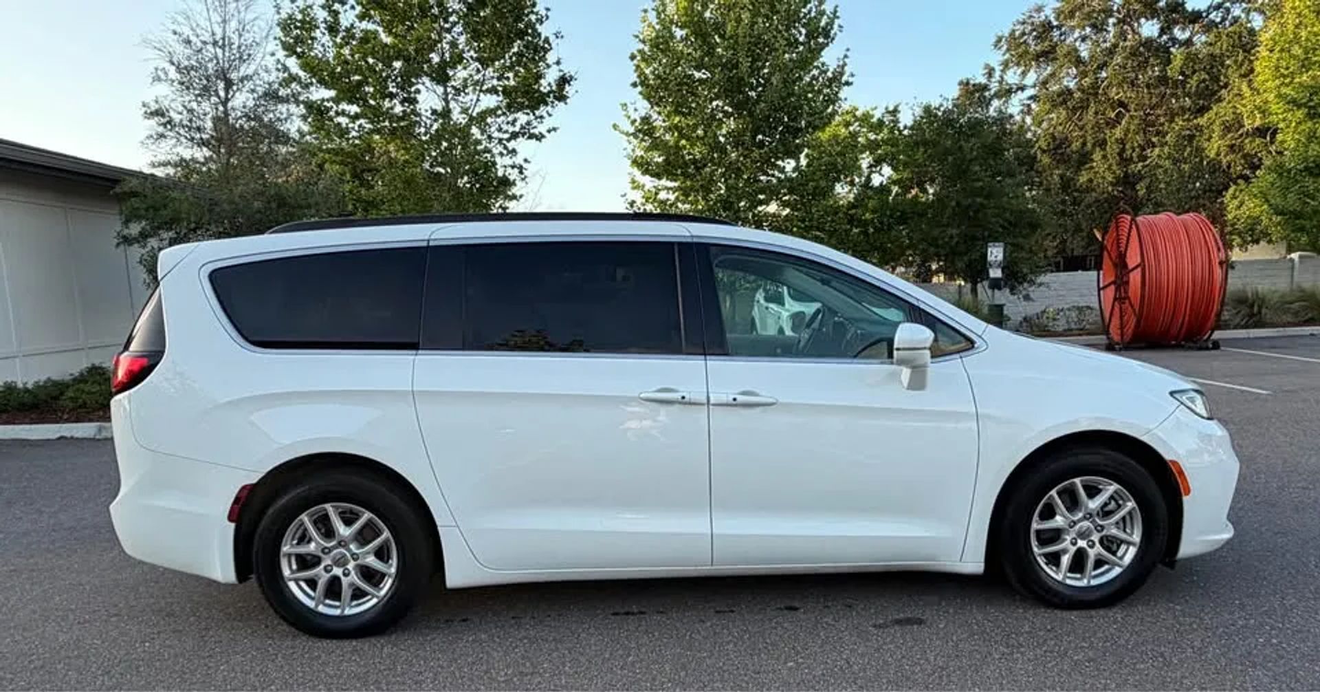chrysler pacifica 2022 2C4RC1BG6NR147452 image chrysler pacifica 2022 2C4RC1BG6NR147452 image