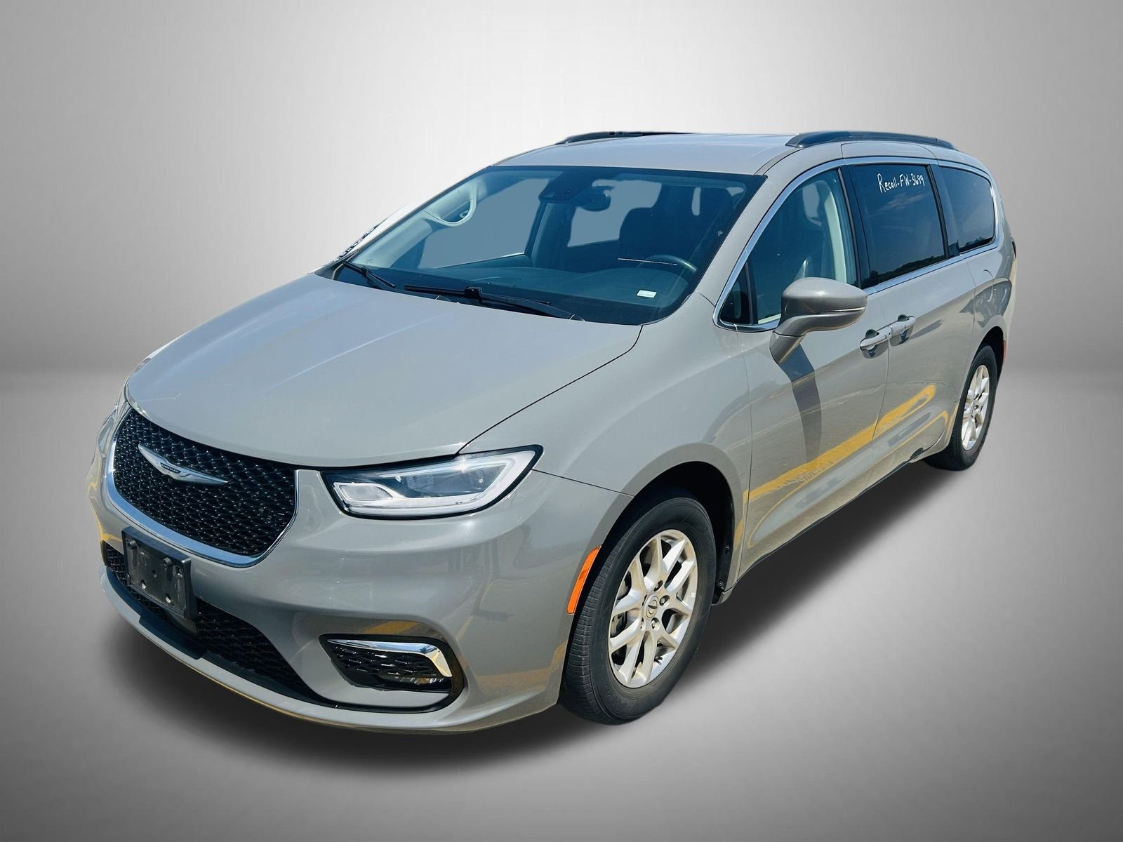 chrysler pacifica 2022 2C4RC1BG5NR215045 image chrysler pacifica 2022 2C4RC1BG5NR215045 image
