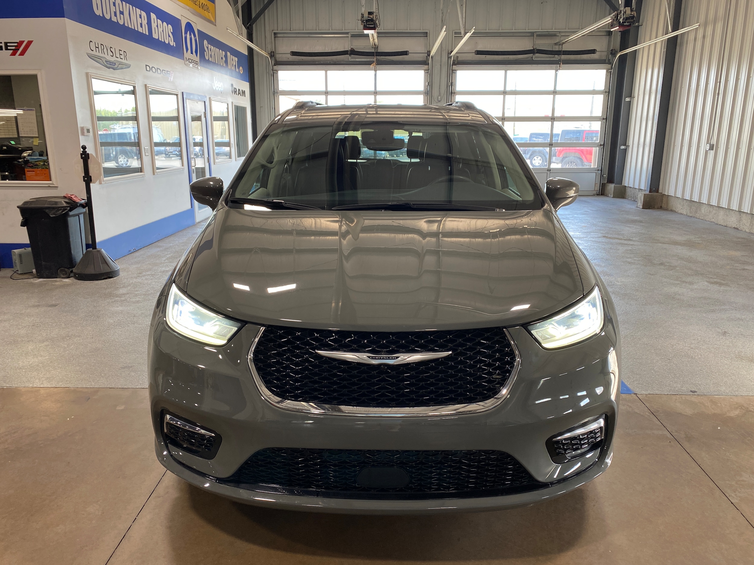 chrysler pacifica 2022 2C4RC1BG5NR191295 image chrysler pacifica 2022 2C4RC1BG5NR191295 image