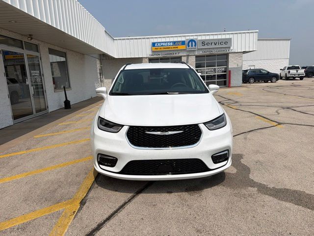 chrysler pacifica 2022 2C4RC1BG4NR107225 image chrysler pacifica 2022 2C4RC1BG4NR107225 image