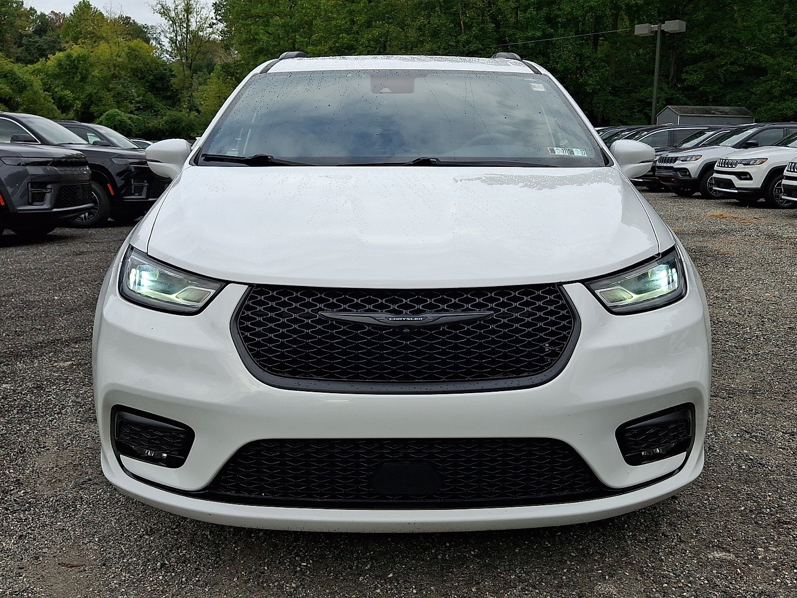 chrysler pacifica 2022 2C4RC1BG2NR205153 image chrysler pacifica 2022 2C4RC1BG2NR205153 image
