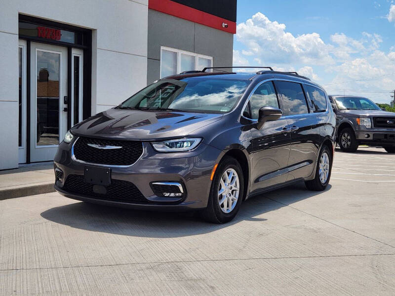 chrysler pacifica 2022 2C4RC1BG5NR178787 image chrysler pacifica 2022 2C4RC1BG5NR178787 image
