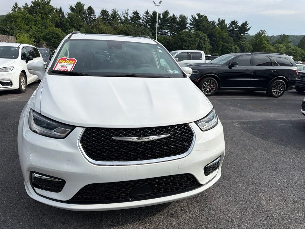 chrysler pacifica 2022 2C4RC3BG4NR100674 image chrysler pacifica 2022 2C4RC3BG4NR100674 image