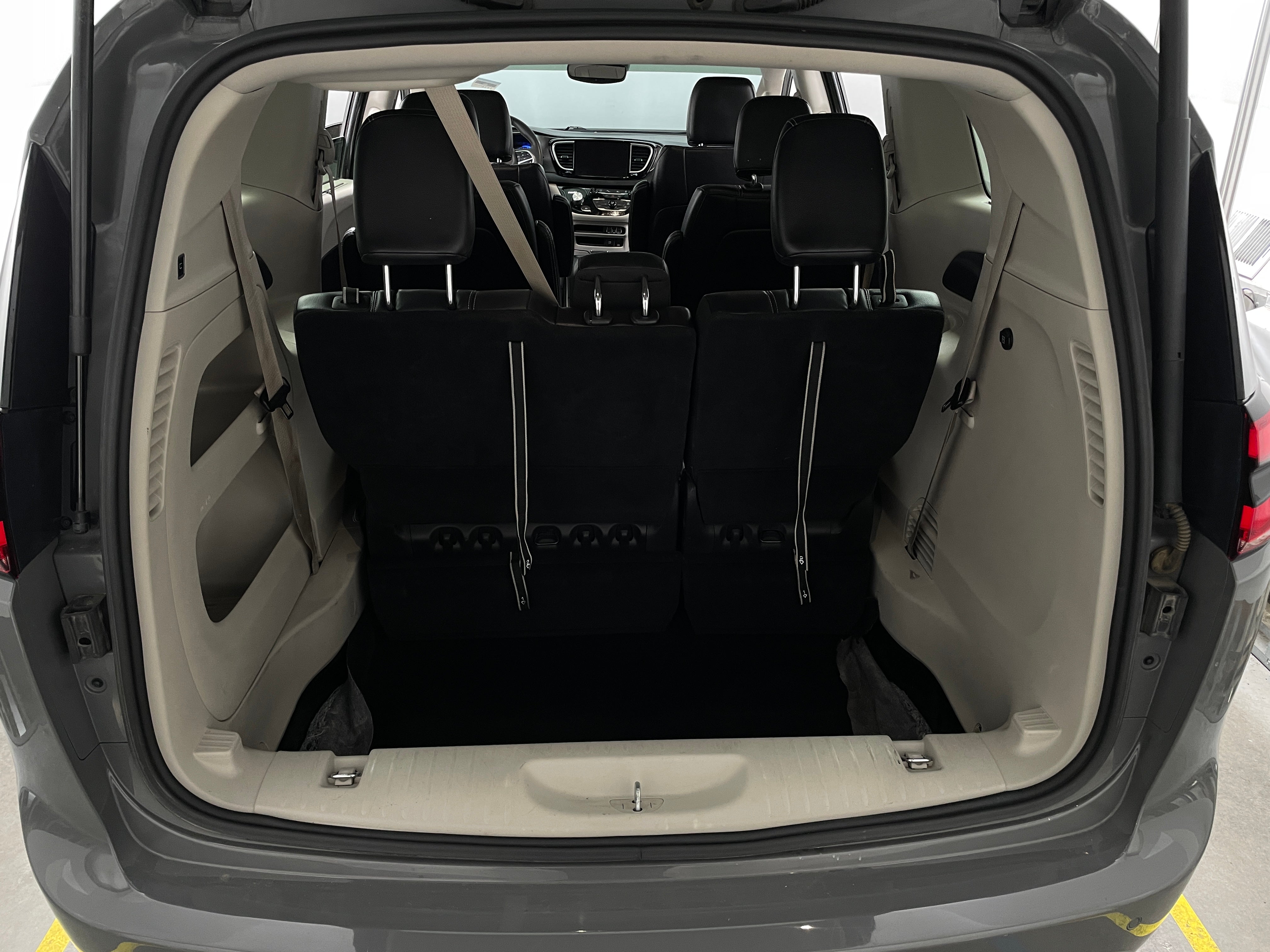 chrysler pacifica 2022 2C4RC1BG4NR117365 image chrysler pacifica 2022 2C4RC1BG4NR117365 image