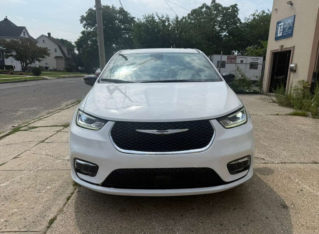 chrysler pacifica 2025 2C4RC1BG4SR554651 image chrysler pacifica 2025 2C4RC1BG4SR554651 image