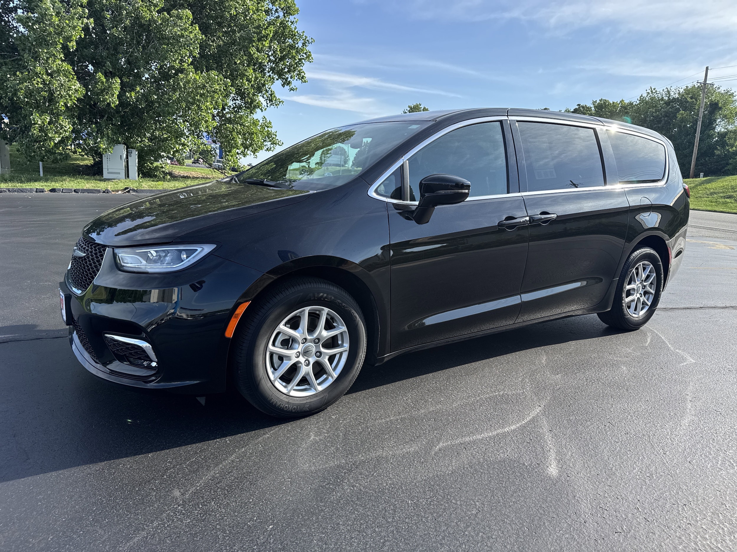 chrysler pacifica 2025 2C4RC1BG9SR568609 image chrysler pacifica 2025 2C4RC1BG9SR568609 image