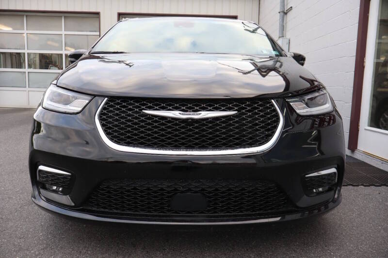 chrysler pacifica 2025 2C4RC1BG3SR569836 image chrysler pacifica 2025 2C4RC1BG3SR569836 image