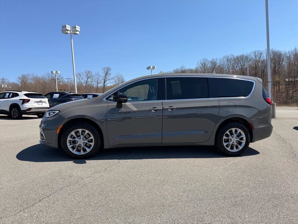 chrysler pacifica 2025 2C4RC3BG0SR501814 image chrysler pacifica 2025 2C4RC3BG0SR501814 image