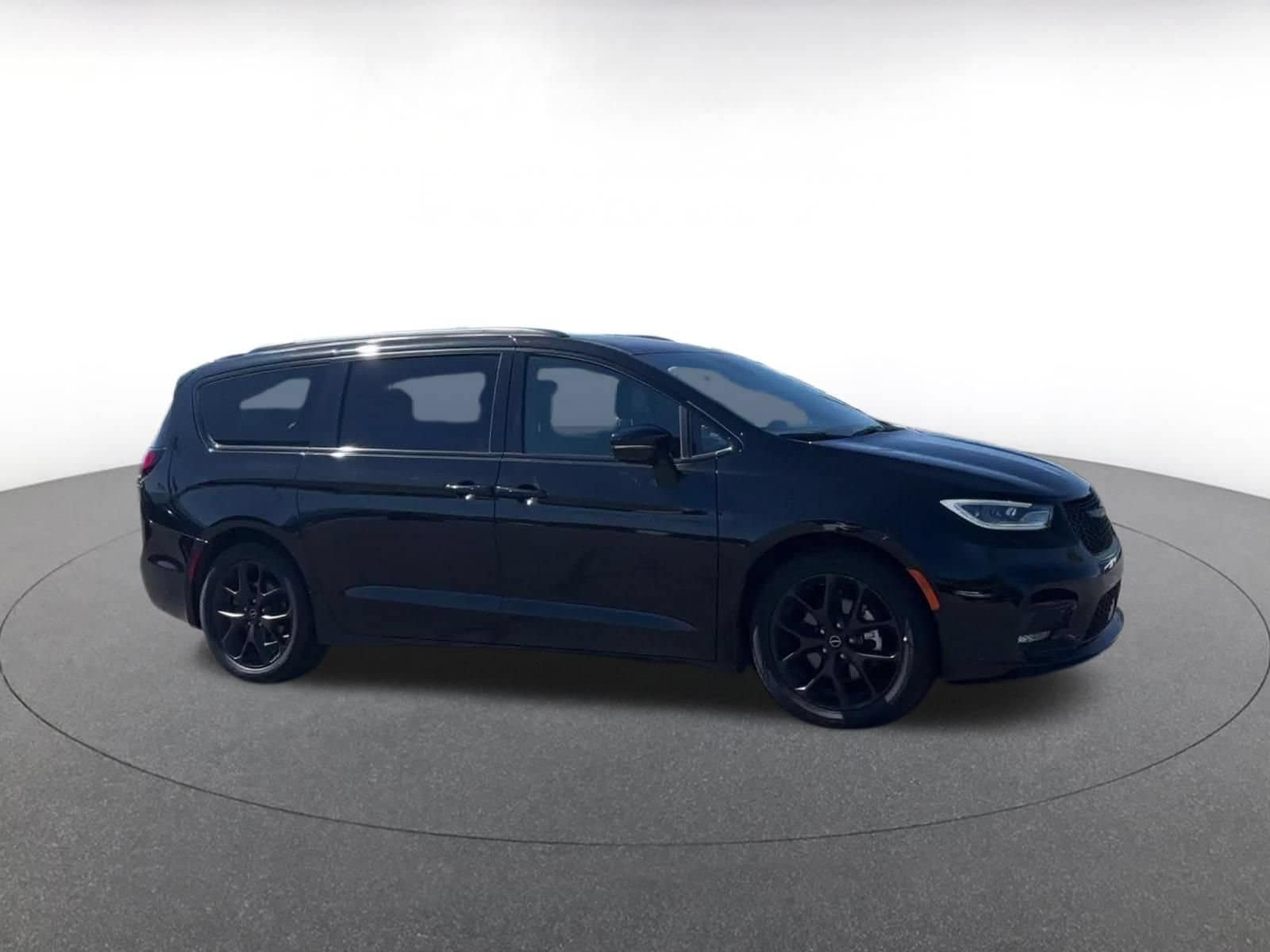chrysler pacifica 2025 2C4RC1GG1SR547682 image chrysler pacifica 2025 2C4RC1GG1SR547682 image