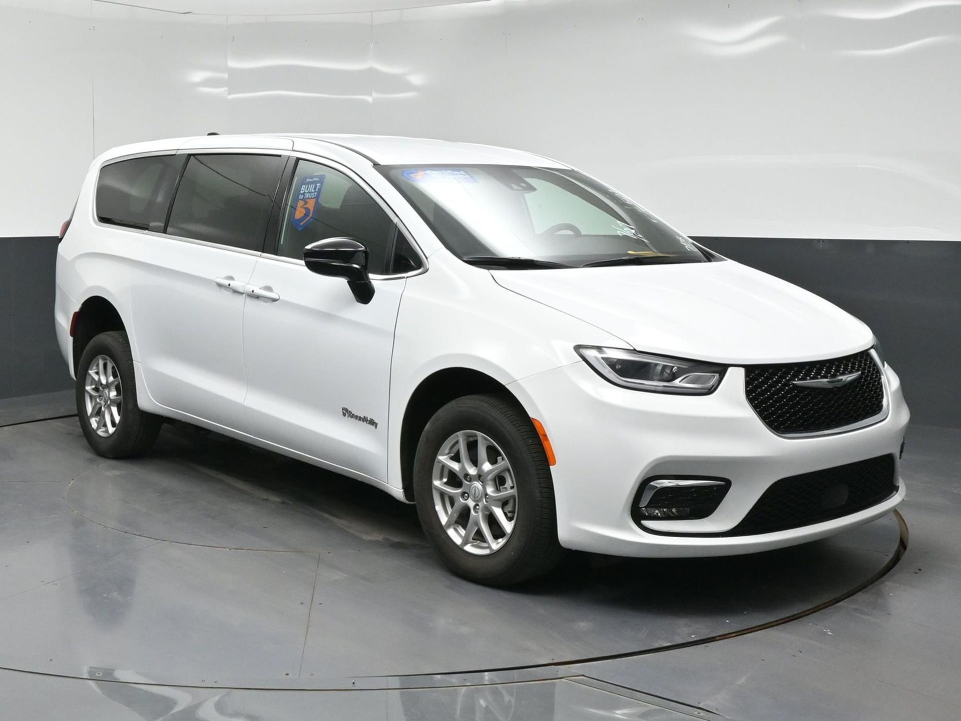chrysler pacifica 2025 2C4RC1BG7SR576501 image chrysler pacifica 2025 2C4RC1BG7SR576501 image