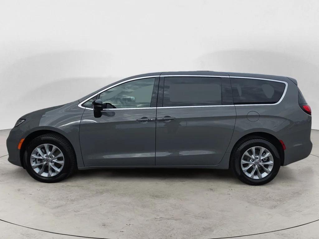 chrysler pacifica 2025 2C4RC3BG0SR538474 image chrysler pacifica 2025 2C4RC3BG0SR538474 image