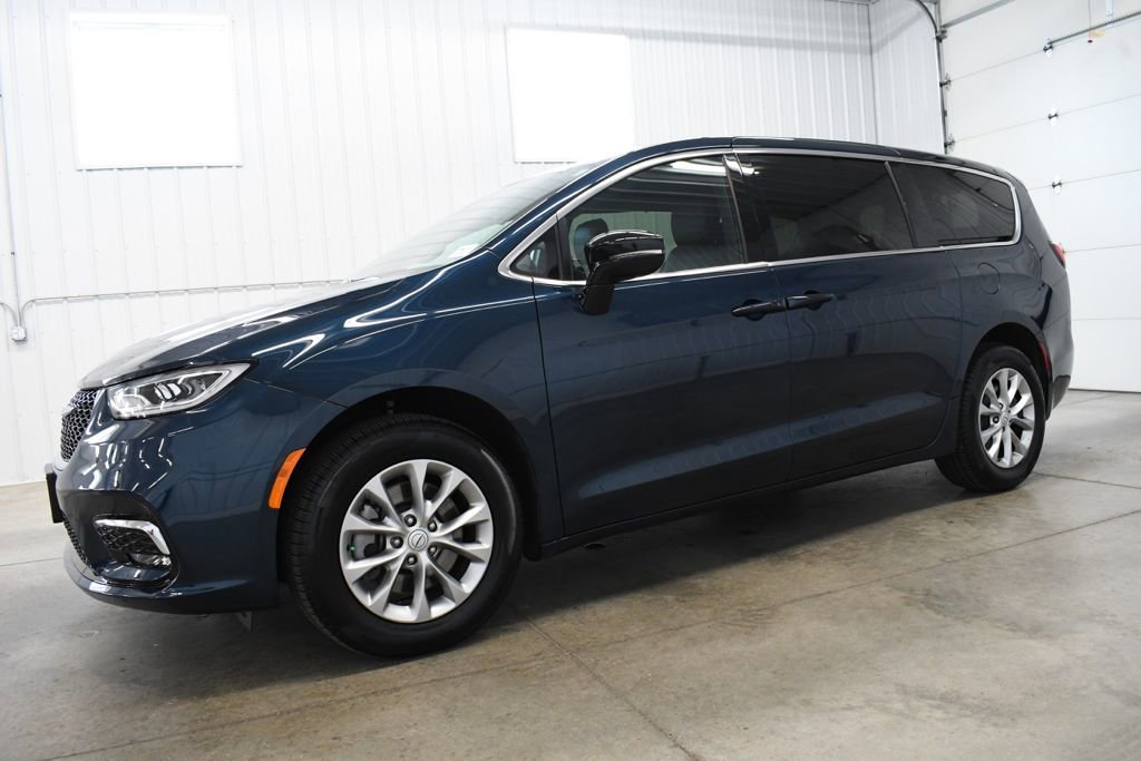 chrysler pacifica 2025 2C4RC3BG0SR606756 image chrysler pacifica 2025 2C4RC3BG0SR606756 image
