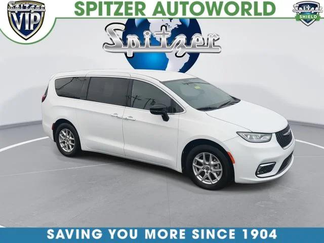 chrysler pacifica 2025 2C4RC1BGXSR509830 image chrysler pacifica 2025 2C4RC1BGXSR509830 image