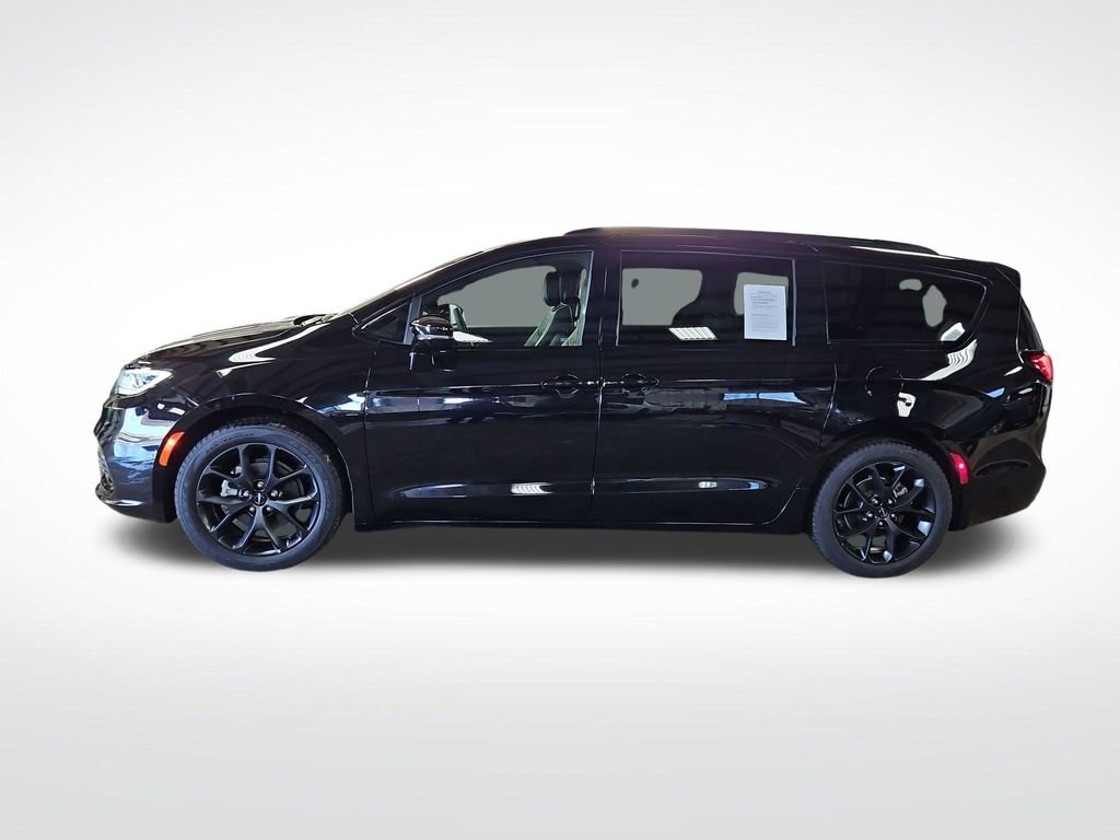 chrysler pacifica 2025 2C4RC1GG8SR524237 image chrysler pacifica 2025 2C4RC1GG8SR524237 image