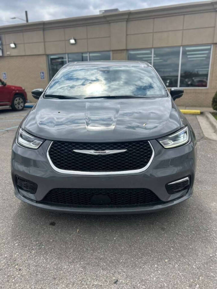chrysler pacifica 2025 2C4RC1BG9SR548389 image chrysler pacifica 2025 2C4RC1BG9SR548389 image