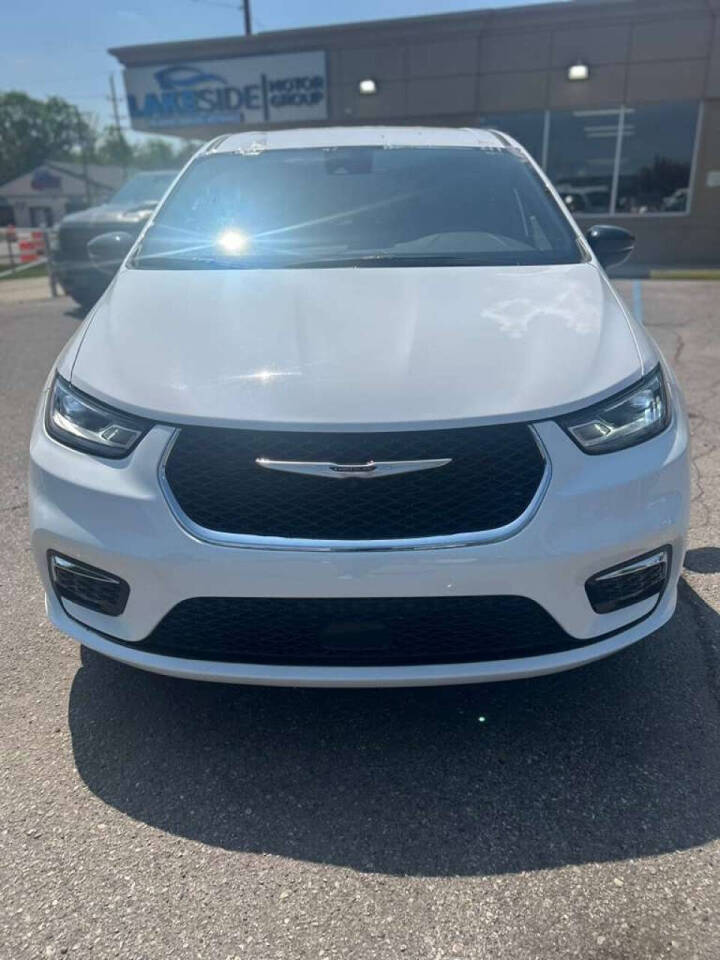 chrysler pacifica 2025 2C4RC1BG8SR513309 image chrysler pacifica 2025 2C4RC1BG8SR513309 image