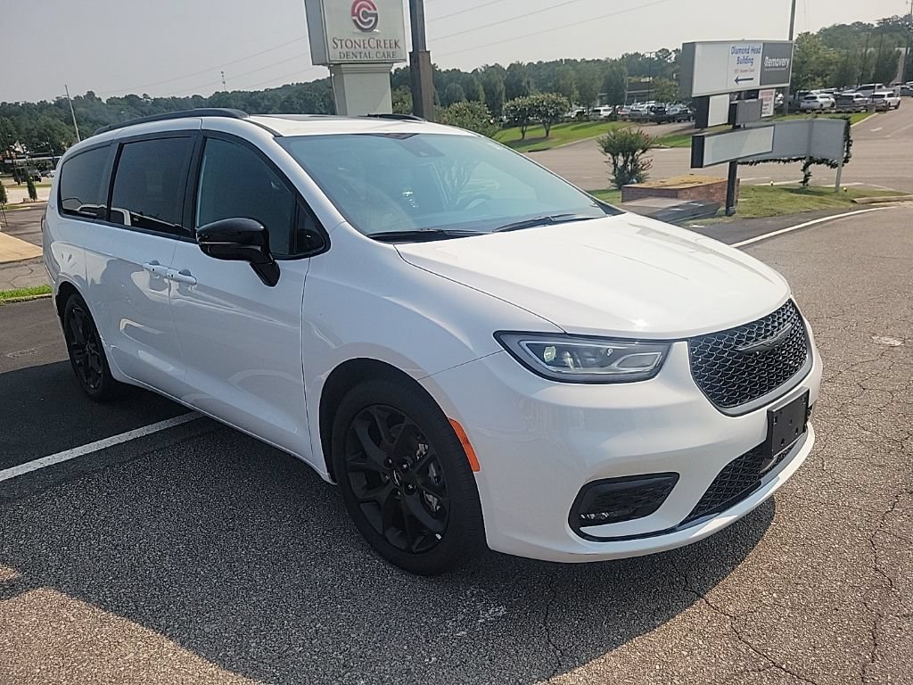 chrysler pacifica 2025 2C4RC1GG1SR520160 image chrysler pacifica 2025 2C4RC1GG1SR520160 image