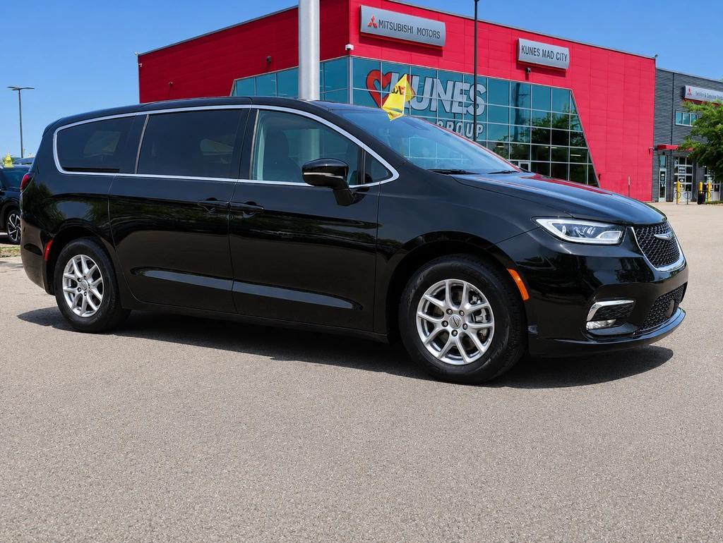 chrysler pacifica 2025 2C4RC1BG8SR541904 image chrysler pacifica 2025 2C4RC1BG8SR541904 image