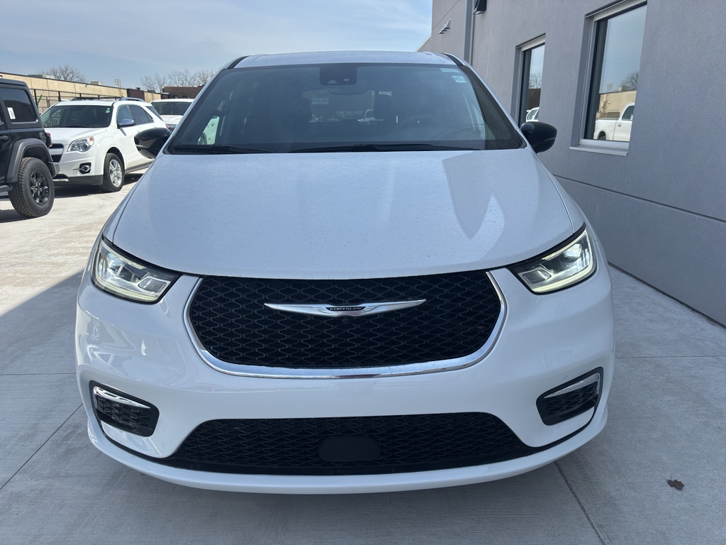 chrysler pacifica 2025 2C4RC1BGXSR503106 image chrysler pacifica 2025 2C4RC1BGXSR503106 image