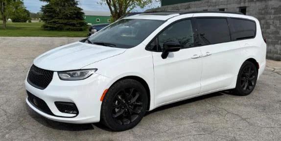 chrysler pacifica 2025 2C4RC1GG8SR514873 image chrysler pacifica 2025 2C4RC1GG8SR514873 image