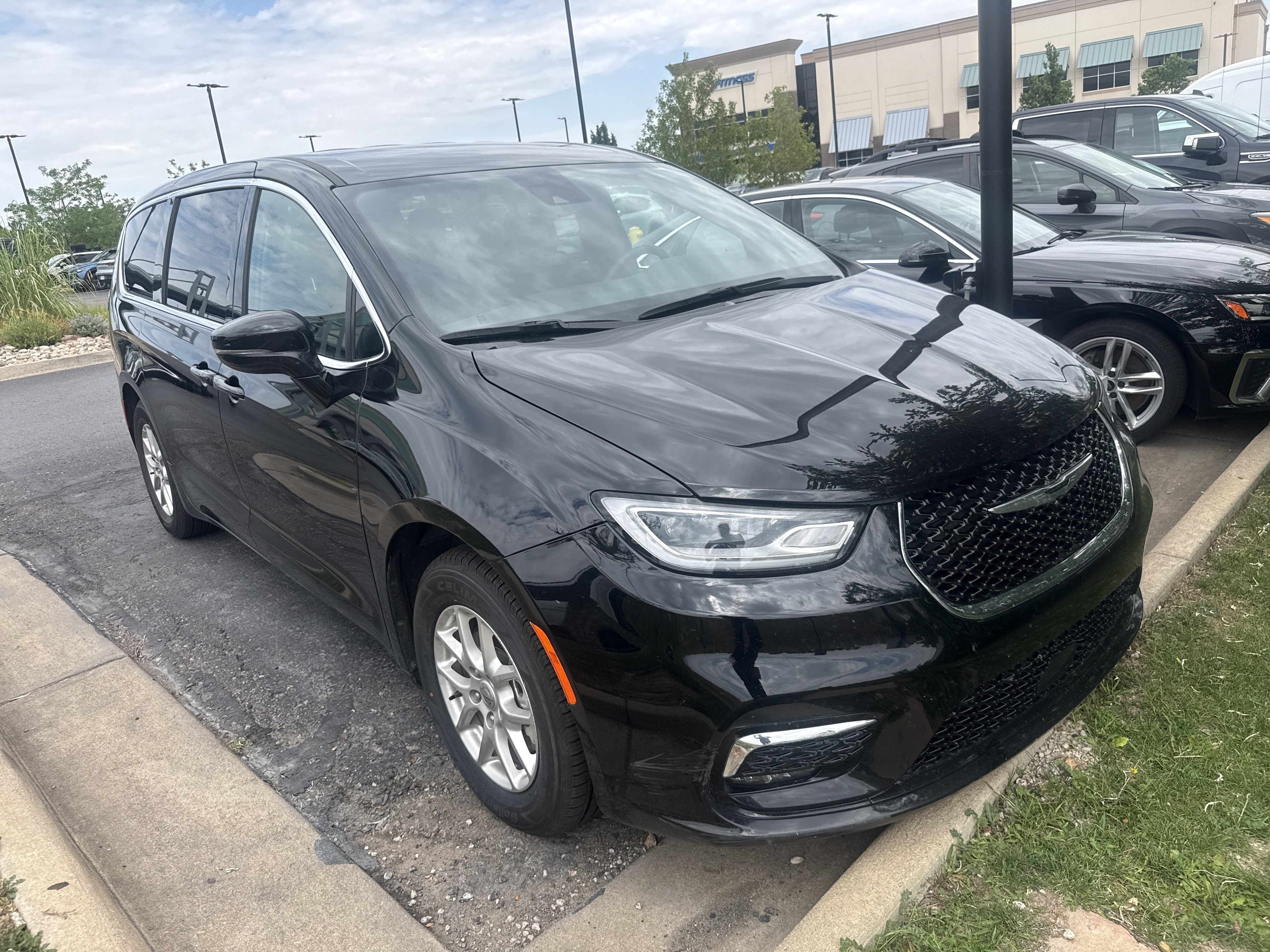 chrysler pacifica 2025 2C4RC1BGXSR541919 image chrysler pacifica 2025 2C4RC1BGXSR541919 image