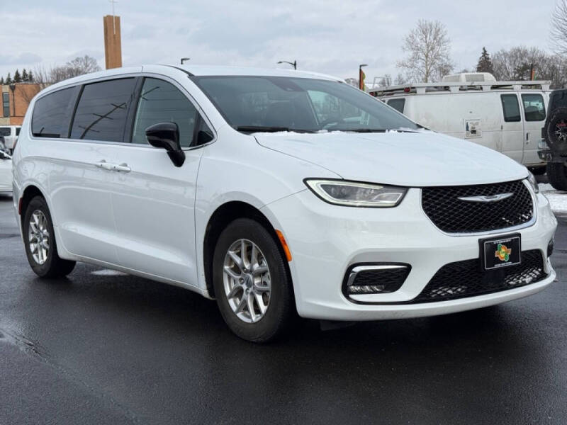 chrysler pacifica 2025 2C4RC1BG8SR530661 image chrysler pacifica 2025 2C4RC1BG8SR530661 image