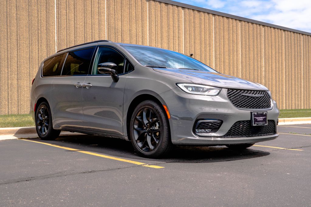 chrysler pacifica 2025 2C4RC1GG1SR518408 image chrysler pacifica 2025 2C4RC1GG1SR518408 image