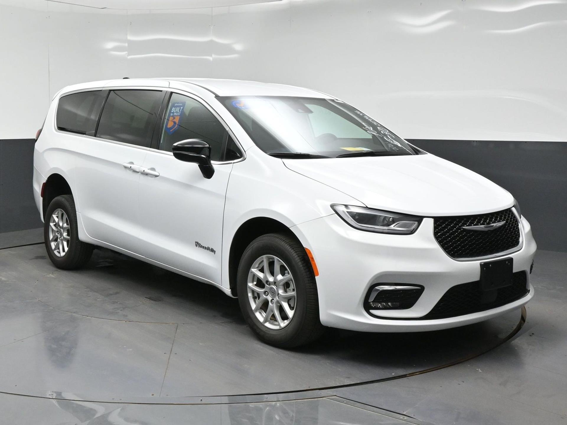 chrysler pacifica 2025 2C4RC1BG9SR514646 image chrysler pacifica 2025 2C4RC1BG9SR514646 image
