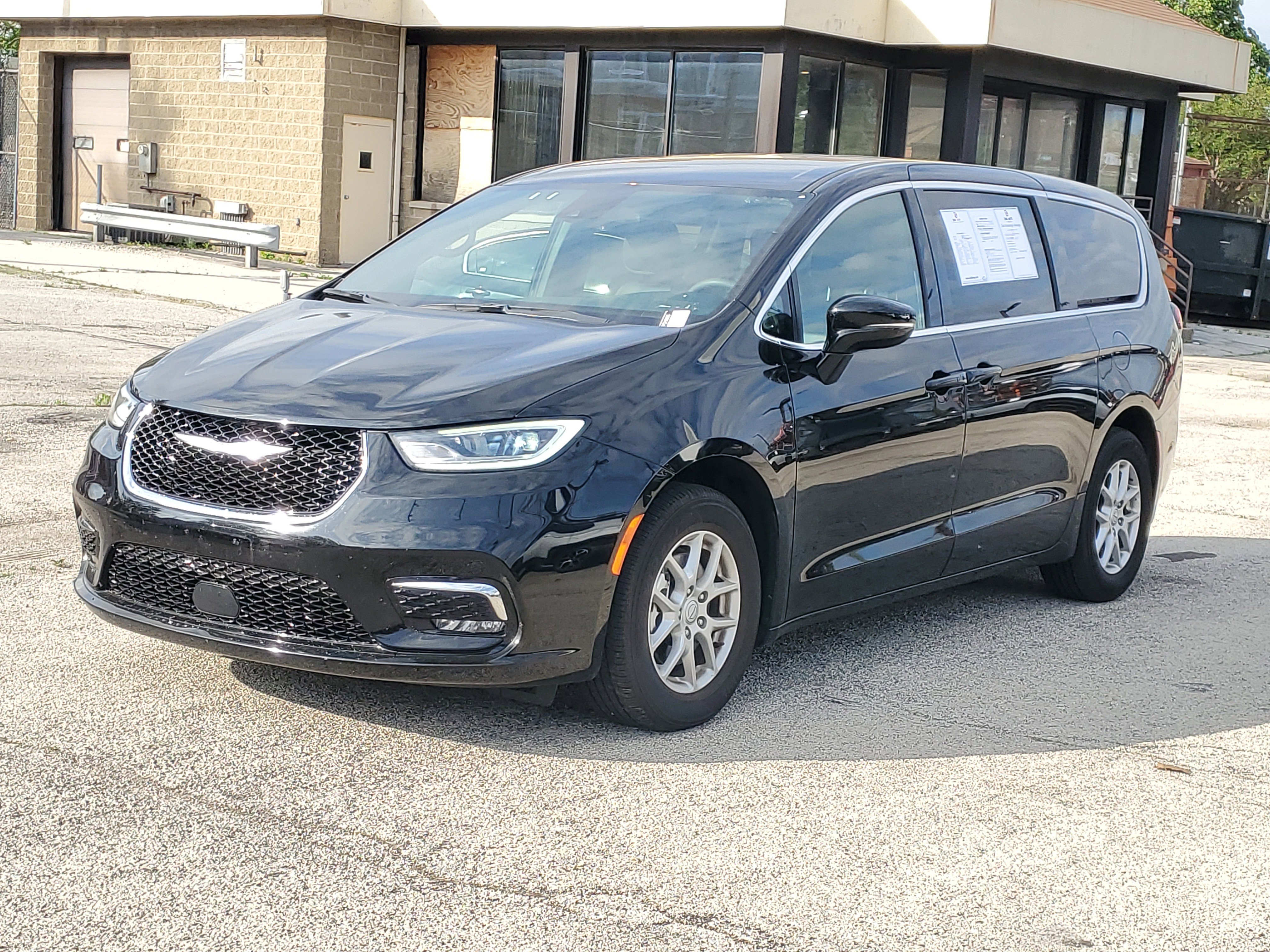 chrysler pacifica 2025 2C4RC1BG0SR575318 image chrysler pacifica 2025 2C4RC1BG0SR575318 image