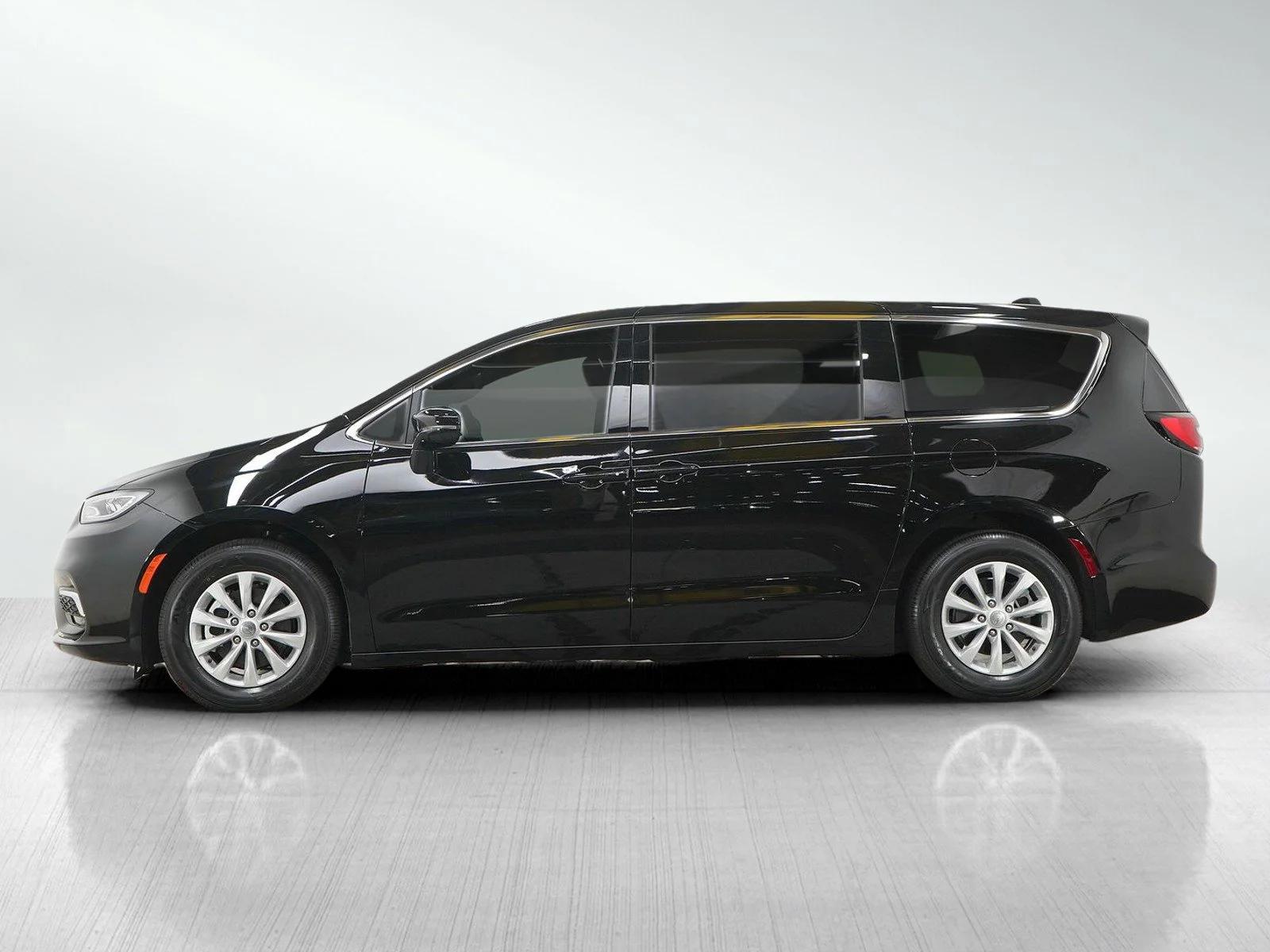 chrysler pacifica 2025 2C4RC1BG2SR585011 image chrysler pacifica 2025 2C4RC1BG2SR585011 image