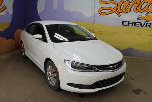 chrysler 200 2016 1C3CCCFBXGN197940 image chrysler 200 2016 1C3CCCFBXGN197940 image
