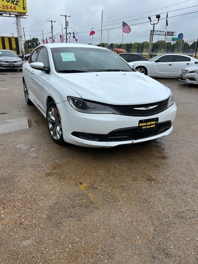 chrysler 200 2016 1C3CCCBB8GN130470 image chrysler 200 2016 1C3CCCBB8GN130470 image