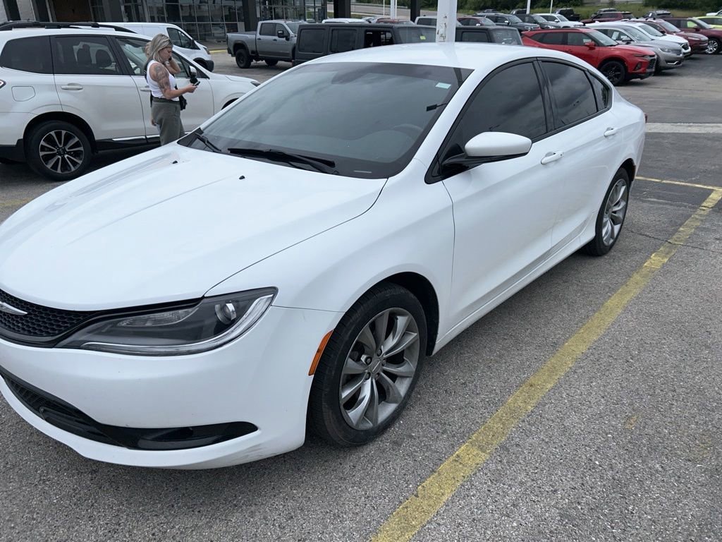 chrysler 200 2016 1C3CCCDG4GN139594 image chrysler 200 2016 1C3CCCDG4GN139594 image